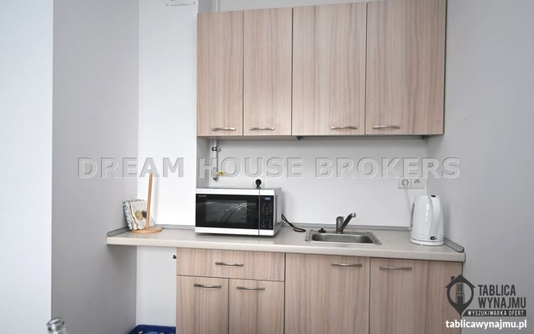 Wynajem Rzeszów Broniewskiego 8