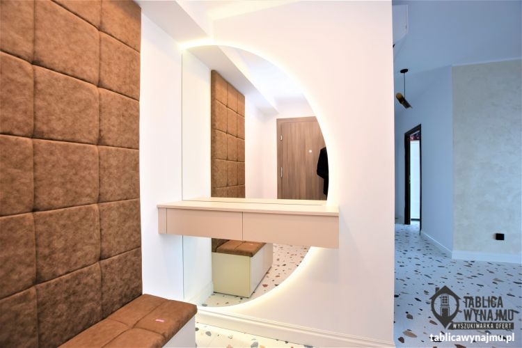 Wynajem Rzeszów Centum, Podwisłocze 27