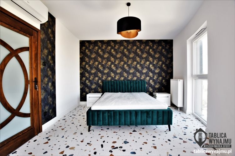 Wynajem Rzeszów Centum, Podwisłocze 27