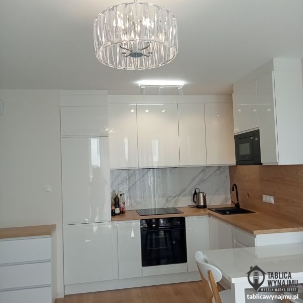 Wynajem Warszawa Duninów 8