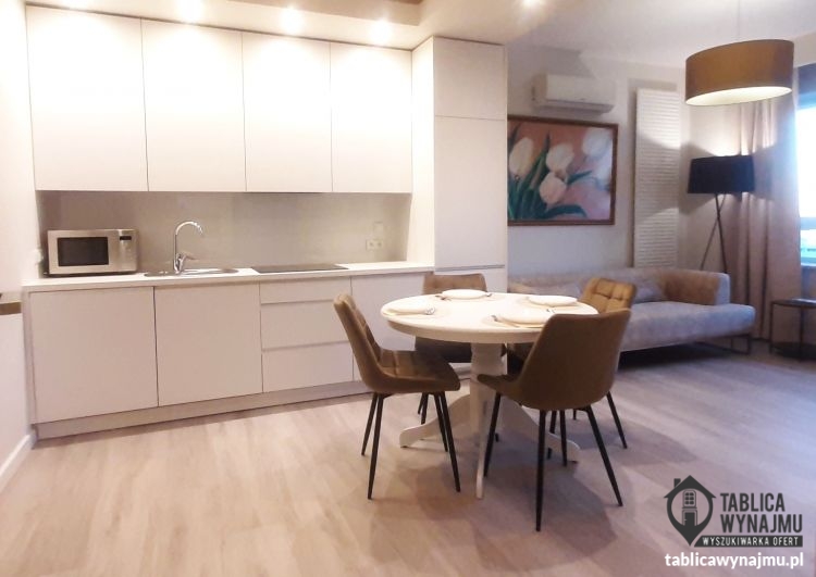 Wynajem Warszawa Grzybowska 61